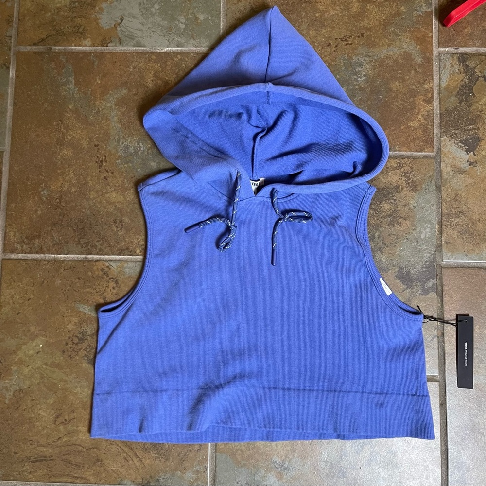 Forever 21 Active Sleeveless Seamless Pullover Cropped Hoodie